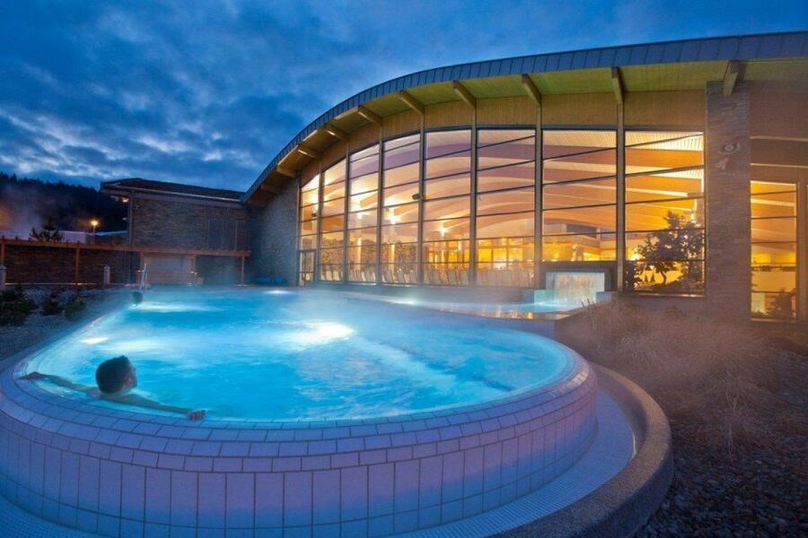From Kraków; to Białka Thermal Baths private tour - What the private format adds