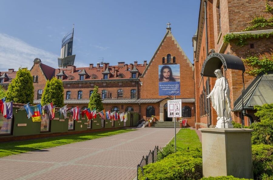 From Krakow: Wadowice & Sanctuary of Divine Mercy Tour - Key points to know before you book