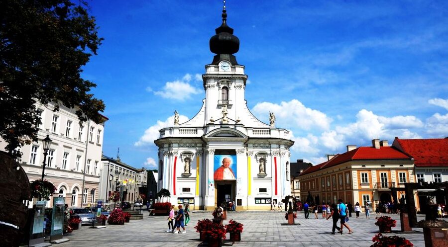 From Krakow: Wadowice & Sanctuary of Divine Mercy Tour - What to wear and what to bring