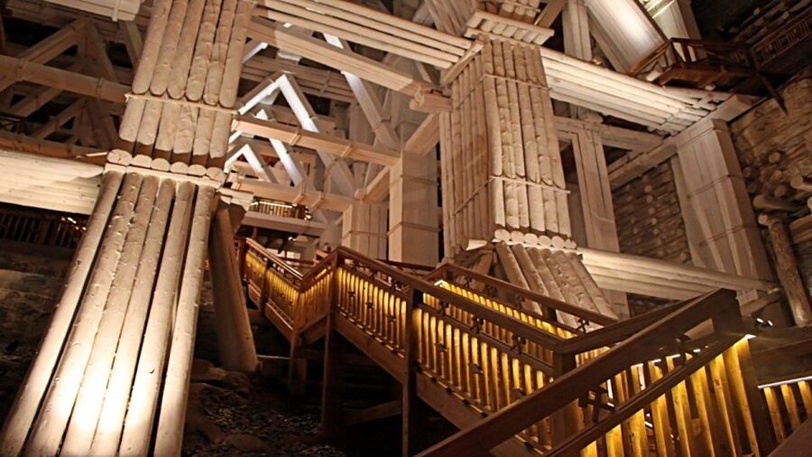 From Krakow: Wieliczka Salt Mine Guided Tour & Transfer - Strange acoustics and Chopin below ground