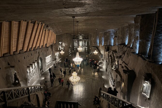 From Krakow: Wieliczka Salt Mine Guided Tour with Hotel Transfers - Why the 2.5-Hour Tour Length Matters