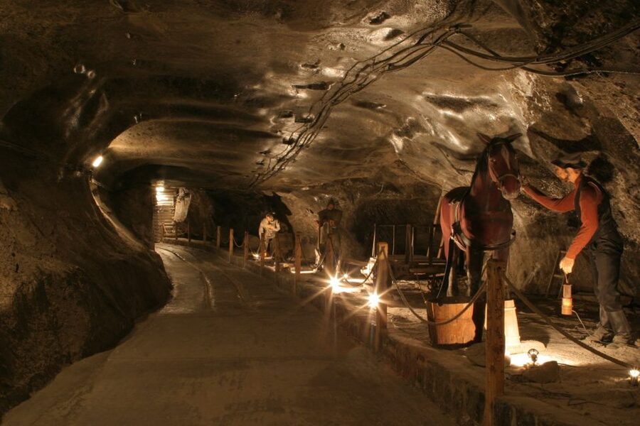 From Krakow: Wieliczka Salt Mine Tour - Chopin, silence, and underground lighting