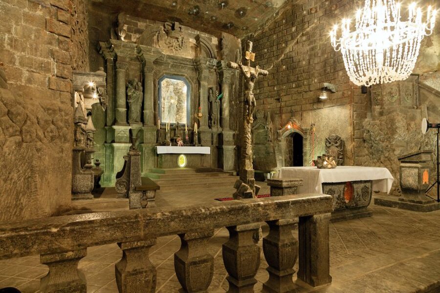 From Krakow: Wieliczka Salt Mine Tour with Guide - The 380-Step Descent to 64 Meters