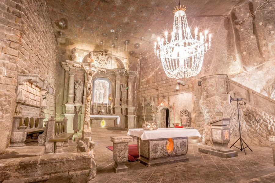 From Krakow: Wieliczka Salt Mine Tour with Hotel Pickup - The long walk to the lift back up