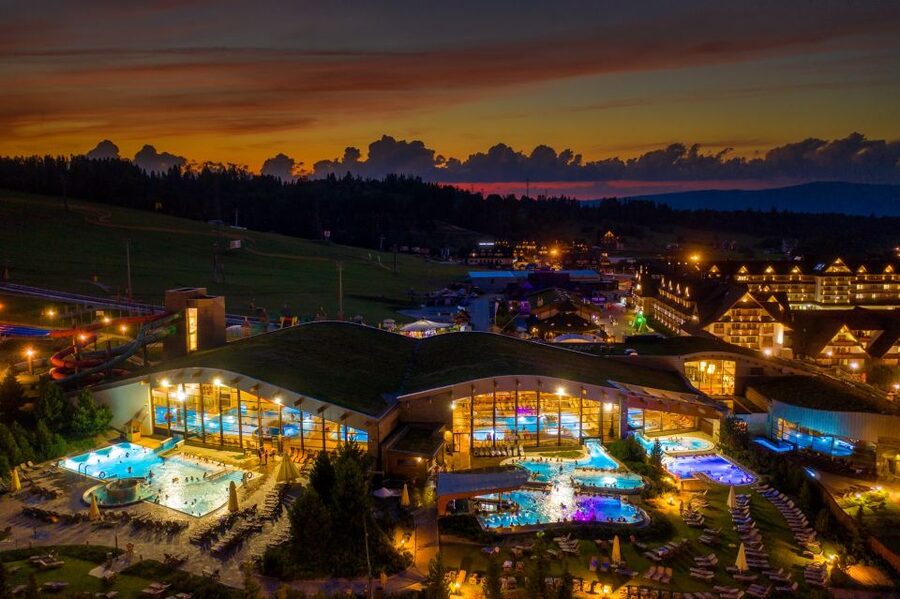 From Krakow: Zakopane & Hot Thermal Springs Private Tour - Riding the Gubałówka funicular for the big view
