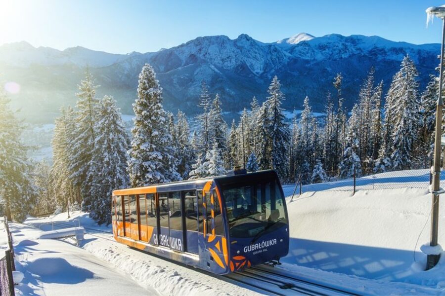From Krakow: Zakopane, Tatra Mountains & Thermal Baths Tour - Chochołów’s wooden houses and folk sculpture