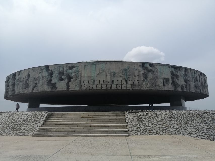 From Warsaw: Lublin and Majdanek State Museum Day Tour - How the guiding affects the experience