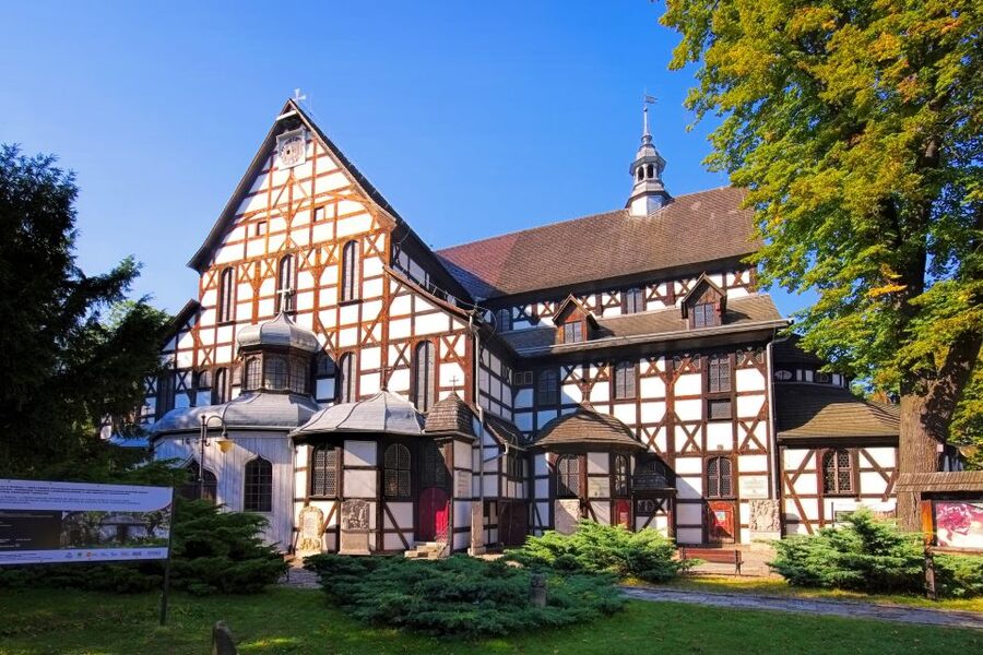 From Wroclaw: Ksiaz Castle and Church of Peace in Swidnica - Who should book this experience?