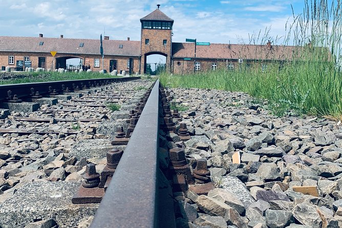 Full day tour to Auschwitz-Birkenau and Salt Mine with a local guide from Krakow - What the $162.20 price includes