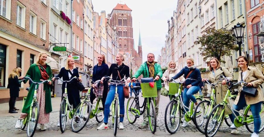 Gdansk: Basic Bike Tour - A guide-led tour with a personal voice