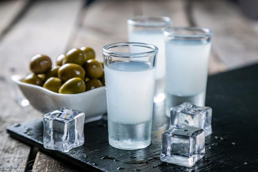 Gdansk: Daily Vodka Tasting Tour - Snacks make the tasting more practical