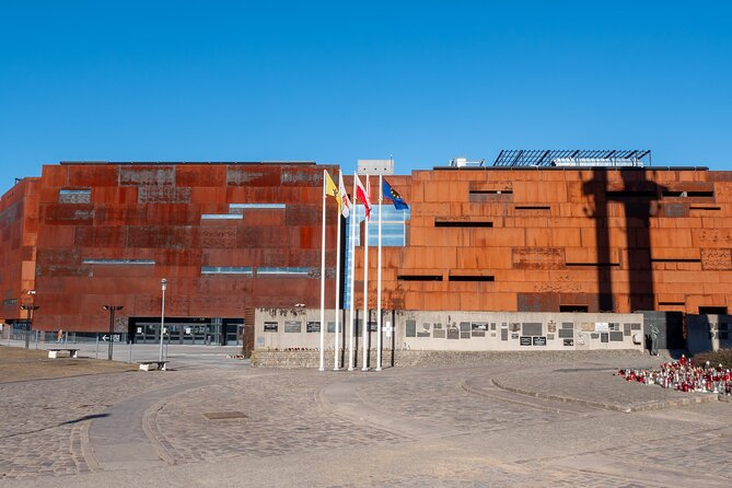 Gdansk European Solidarity Centre Guided Tour - Cancellation and booking flexibility