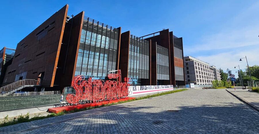 Gdansk: European Solidarity Centre Guided Tour - Practical details that can save you trouble