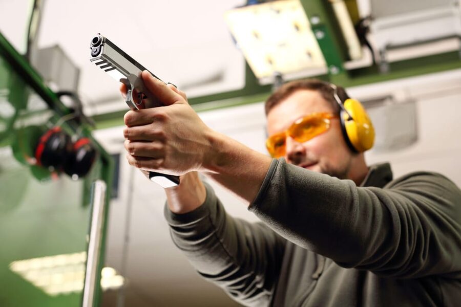 Gdańsk: Extreme Gun Shooting Experience with Transfers - What the Gdańsk shooting experience is really like