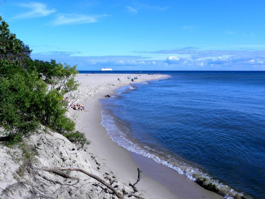 Gdansk Hel Peninsula Private Guided Tour with Cruise or Car - Walking Toward the End of Poland