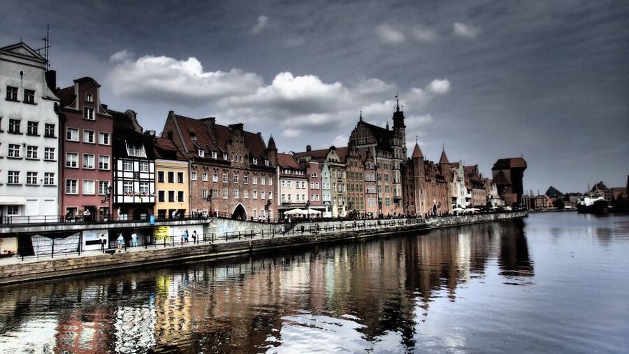 Gdańsk: Highlights Bike Tour - Przystań Cesarska and the waterside city