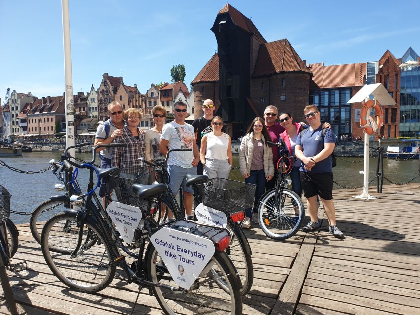 Gdańsk: Highlights Bike Tour - Ołowianka and the Motława waterfront
