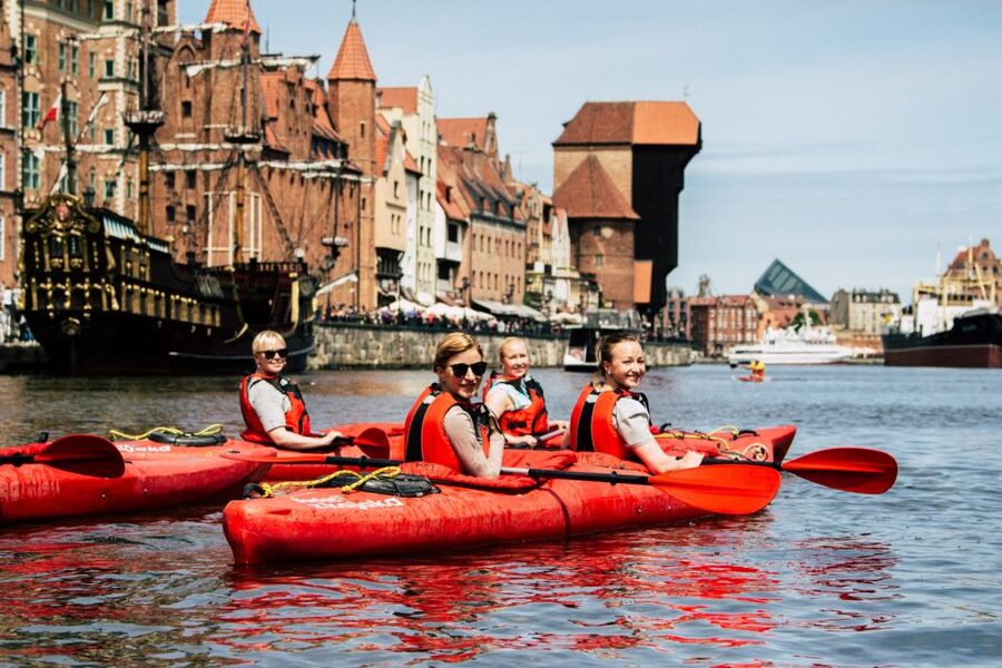 Gdańsk: Islands and Canals Private Kayak Tour - Key points at a glance