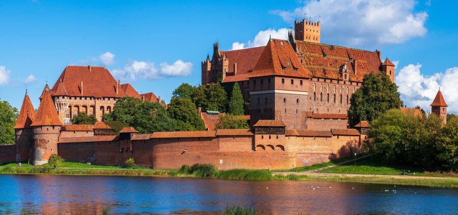 Gdansk: Malbork Castle Regular Tour - The one-hour drive from Gdansk