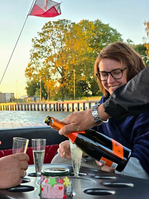 Gdańsk: Motława River Eco Cruise at Sunset with Prosecco - The best reason to go: Gdańsk at golden hour
