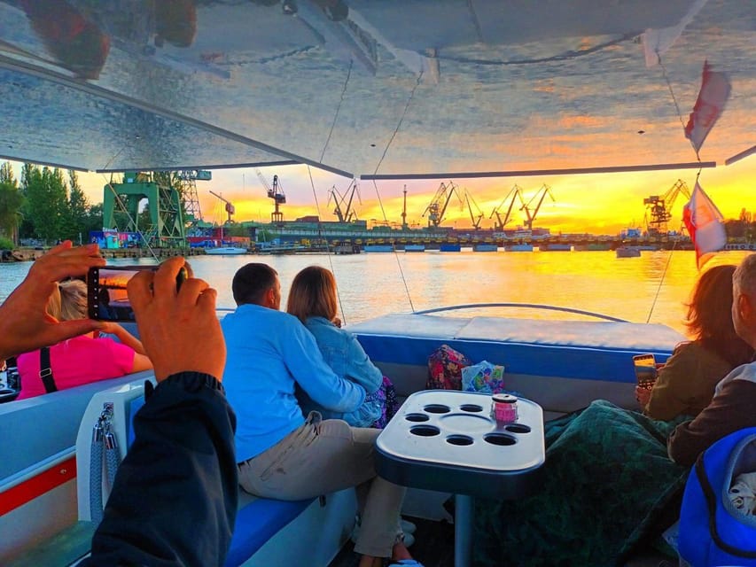 Gdańsk: Motława River Eco Cruise at Sunset with Prosecco - Prosecco, sunset, and the social side of the ride