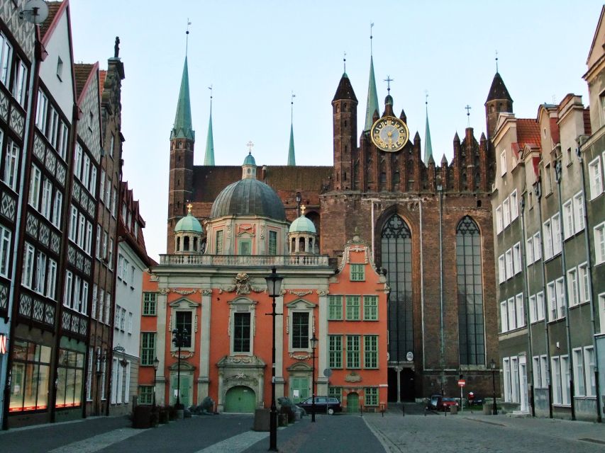 Gdansk Old Town Half-Day Private Walking Tour - Why this four-hour walk works well in Gdansk