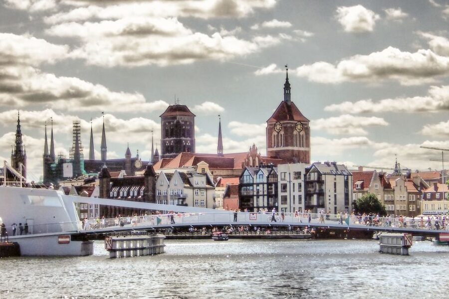 Gdansk: Private Old Town Tour - Guide style and language choices