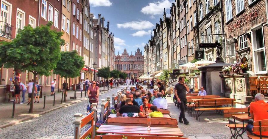 Gdansk: Private Old Town Tour - Starting beneath the Millenium Tree