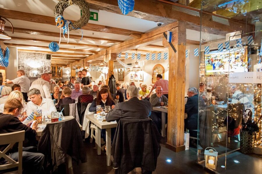 Gdansk Private Polish Beer Tasting Tour at Best Pubs & Bars - The four-hour evening: beer, starters, and Polish dishes