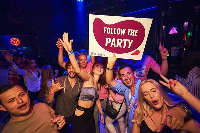 Gdansk: Pub Crawl with Free Drinks - The 8:30 PM start at Neptune’s Fountain