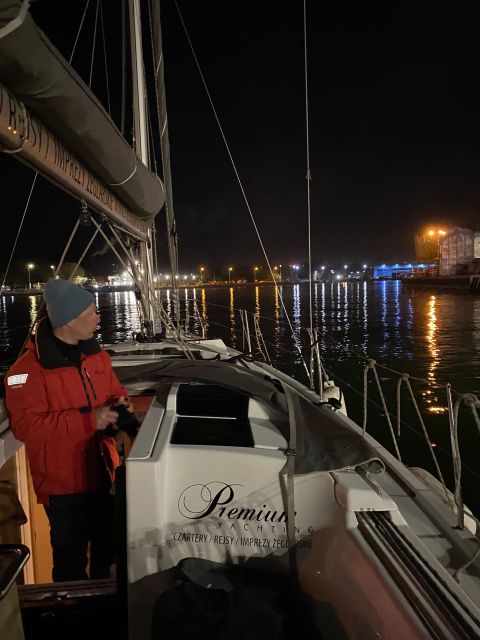 Gdansk: Scenic Evening Yacht Cruise with Welcome Drink - Key points to know before booking