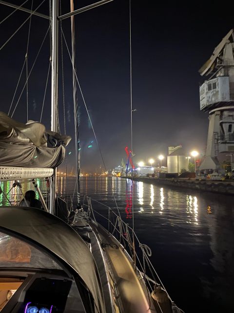 Gdansk: Scenic Evening Yacht Cruise with Welcome Drink - Wisłoujście Fortress and Westerplatte