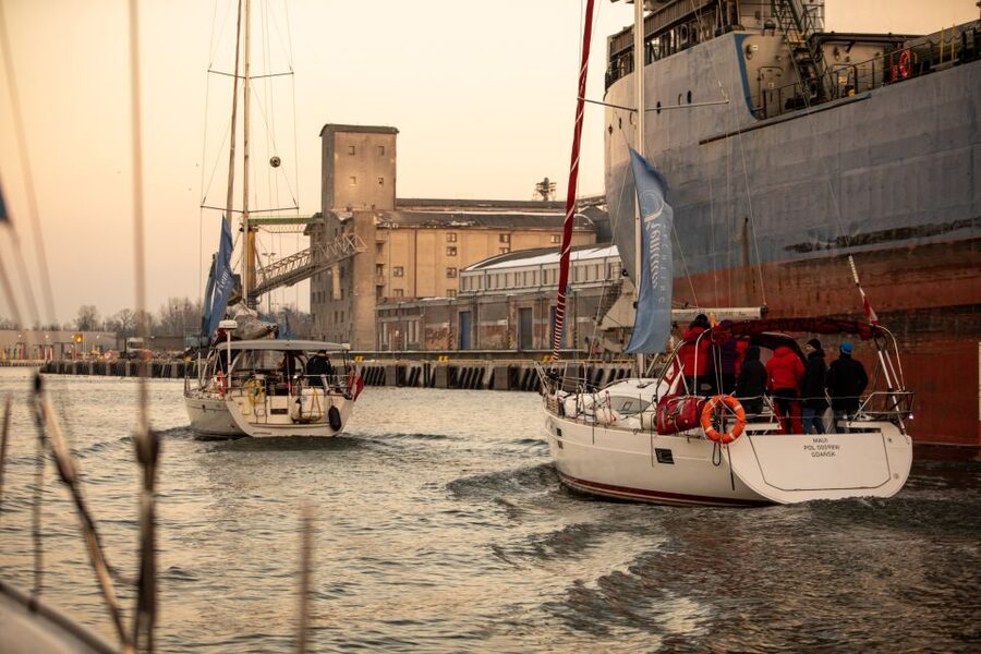 Gdańsk: Scenic Sunset Cruise with Welcome Drink - Key points to know before you book