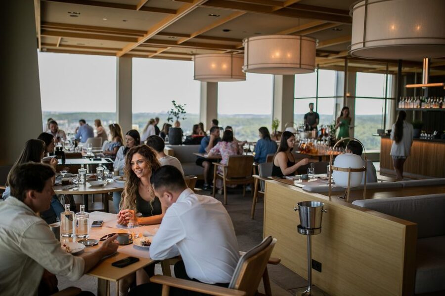 Gdańsk: Spanish Cuisine and City Views From the Top Floor - What arrives on the dinner menu