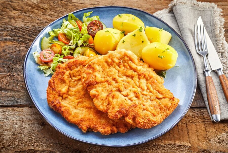 Gdansk Traditional Food Tour with Old Town Sightseeing - Timing, meeting point, and weather