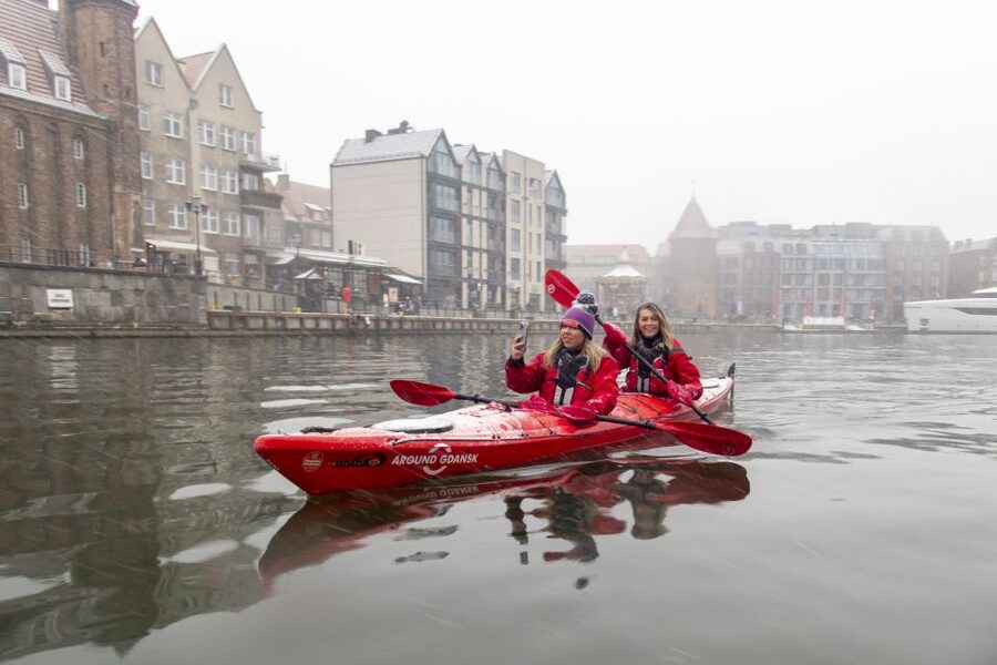 Gdansk: Winter Kayaking Tour - Old Town Views from the Water