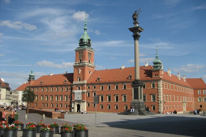Ghost stories of Warsaw Private Night Tour - Following Warsaw’s legends on foot