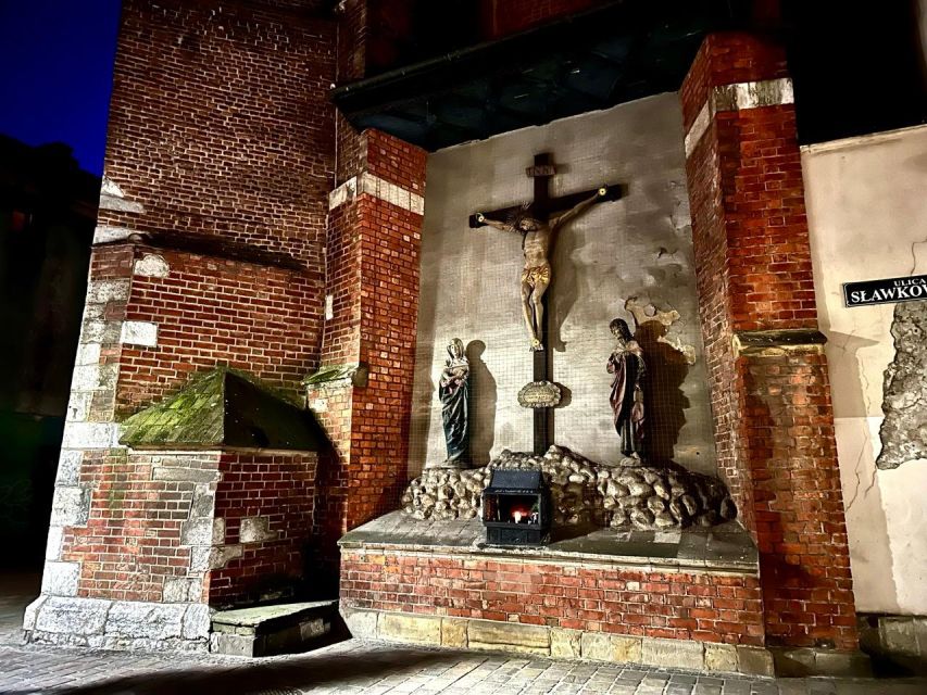 Ghosts & Crimes: Macabre Kraków Walking Tour in English - Is $20 a fair price for 75 minutes?