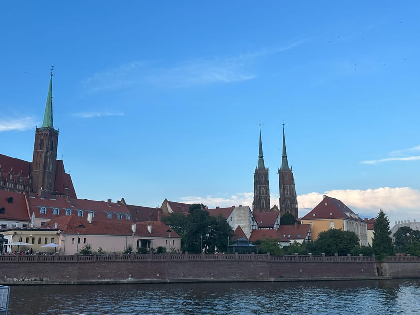 Group city tour (walking tour) through Wroclaw in German - Hansel and Gretel cottages add a lighter stop