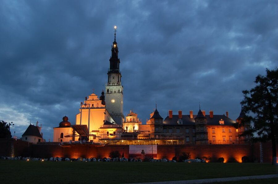 Half-Day Czestochowa Black Madonna Tour from Krakow - What the $187 price includes