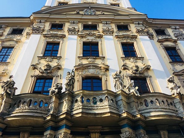Highlights of Wroclaw Private Tour with one Entrance - Wroclaw University and its baroque interiors