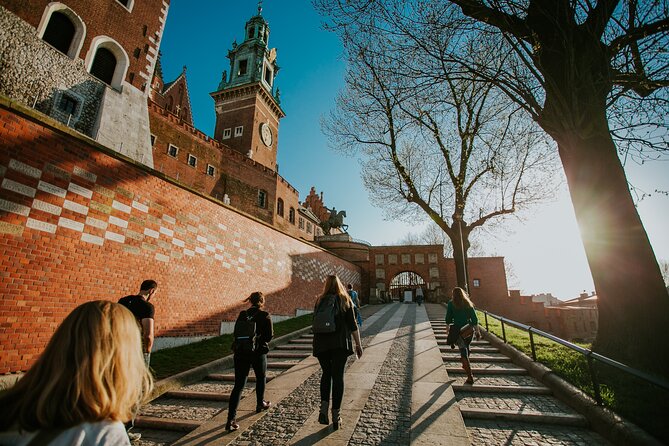 Historic Krakow : Old Town & Wawel Castle Walking tour - Price, timing, and practical value