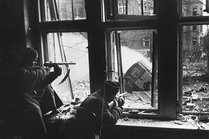 III Reich & WW2 in Wroclaw. Monday, Wendsday, Friday regular tour - Starting at Hotel Monopol and meeting the vanished synagogue