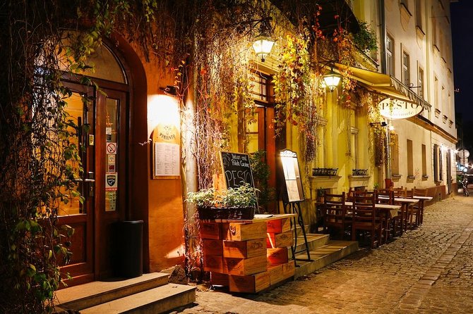 Jewish Quarter Kazimierz Guided Walking Tour in Krakow - Szeroka Street and the old Jewish center