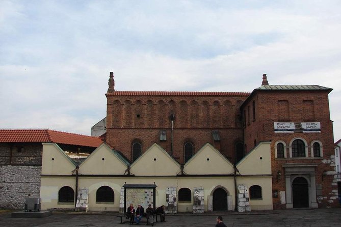Jewish Quarter, Oskar Schindler's sites and Kraków under Nazi occupation - Plac Bohaterów Getta and the former ghetto