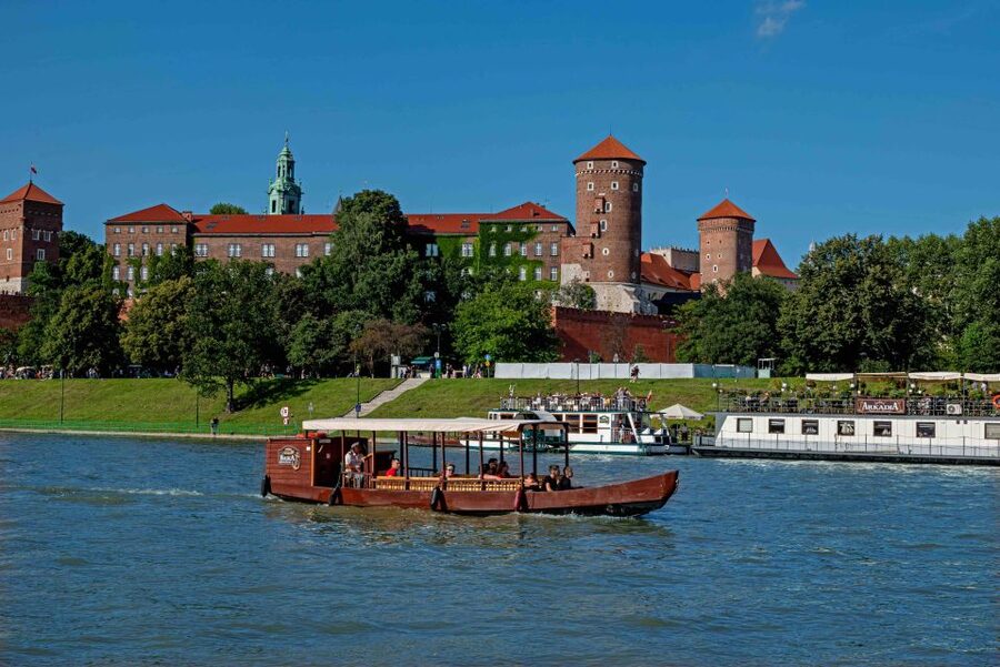 Krakow: 1-Hour Evening Vistula River Cruise - The Church on the Rock and the return to Wawel