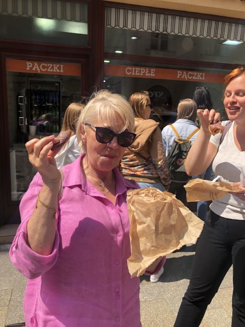 Krakow: 3-Hour Guided Secret Foodies Tour - A milk bar and the Polish comfort food test