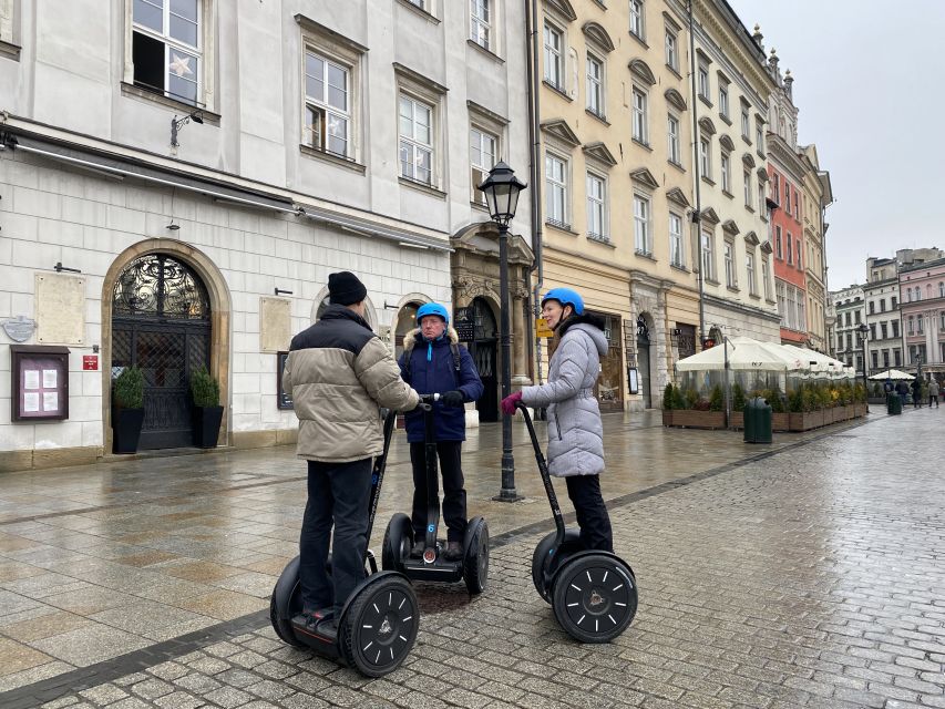Krakow: 30min Segway Rental with Helmet and a photosession - Starting across from the tax administration building