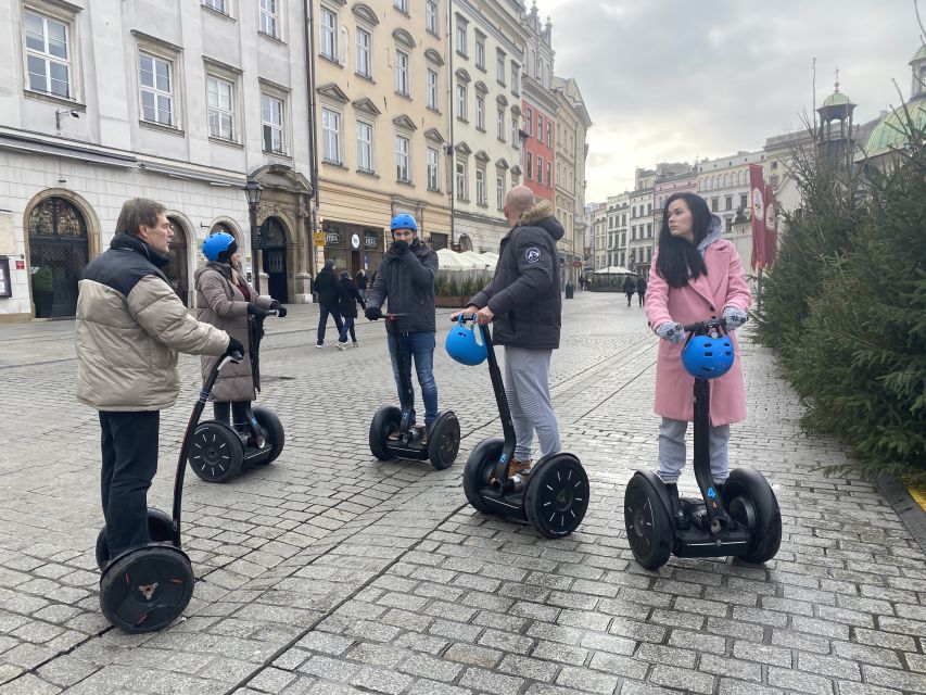 Krakow: 30min Segway Rental with Helmet and a photosession - The Old Town and Royal Route