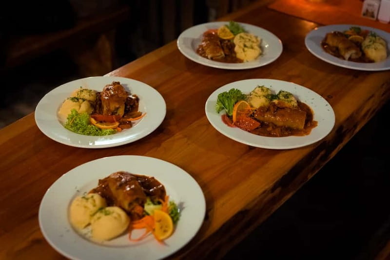 Krakow: 6-Course Full Polish Food Tour with Vodka Tasting - A second restaurant for the main meal
